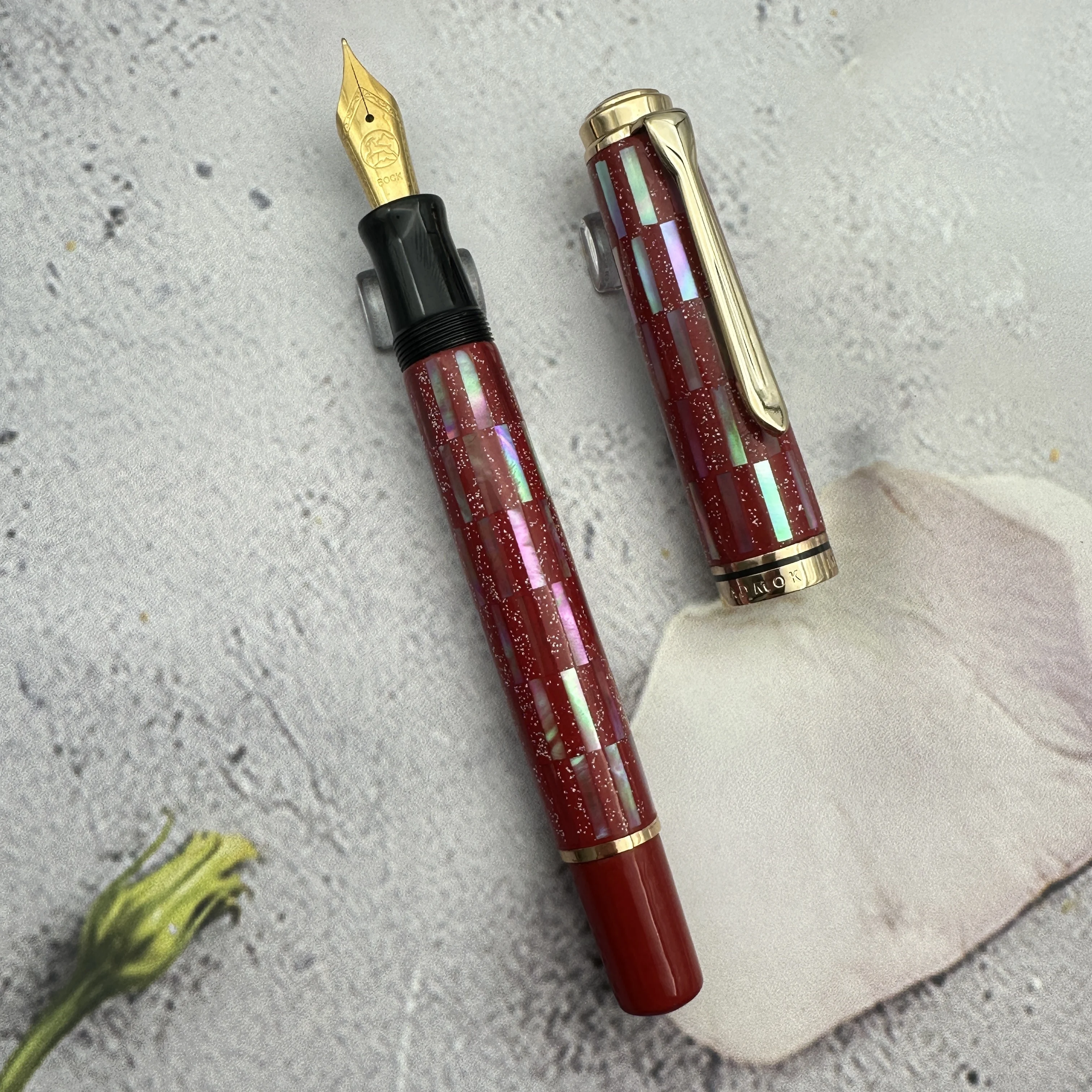 Pelikan Limited Admok 800 Raden Pattern Maki-e Traditional Mother-of-pearl