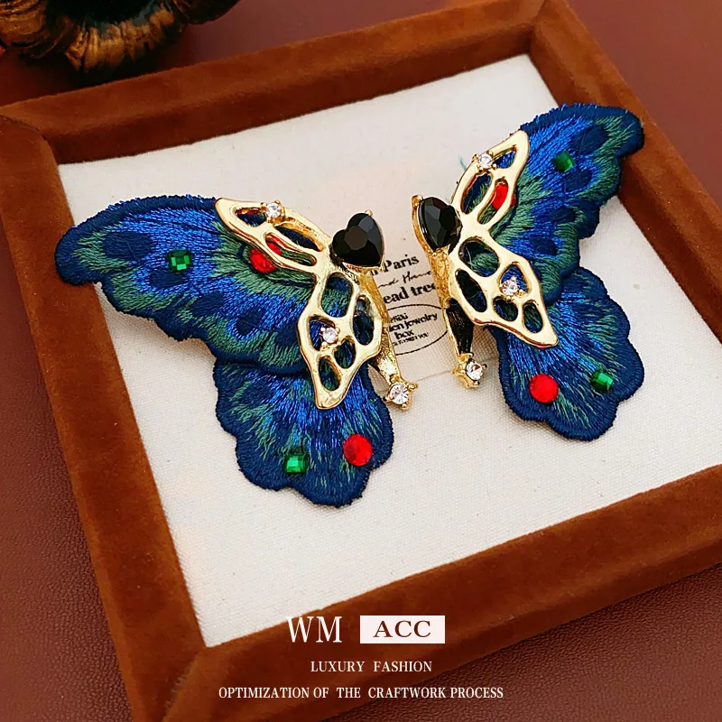 

Elegant Vintage Silver Earrings Butterfly Rhinestone Embroidery Party Jewelry Luxury Women Fashion Ear Studs Gift Set