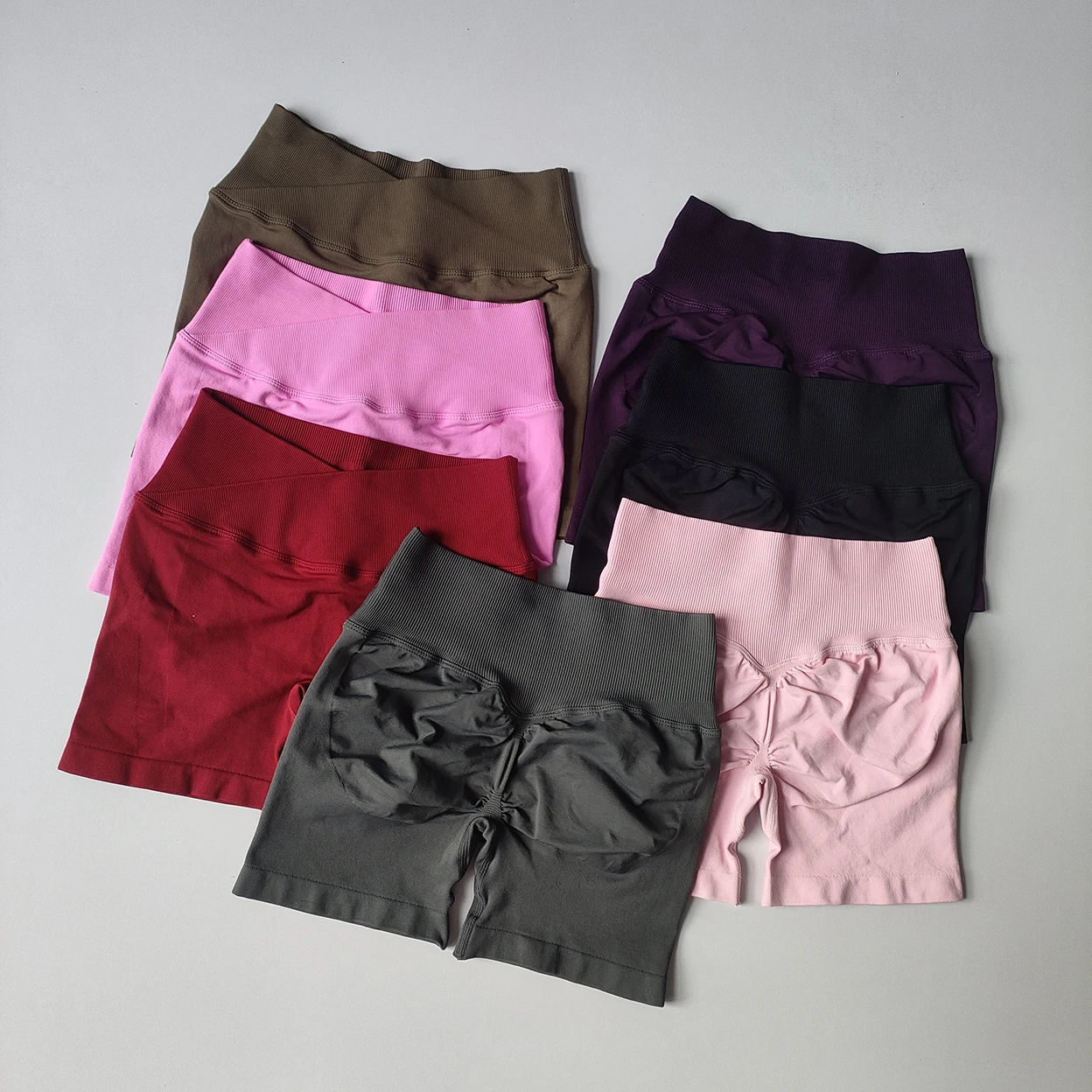 2-teiliges Yoga-Gym-Set für Damen, Sport-BH mit V-Ausschnitt vorne, Crop-Top, nahtlose Shorts, Fitnesskleidung, Sportbekleidung, Workout-BH-Set – Detail 3