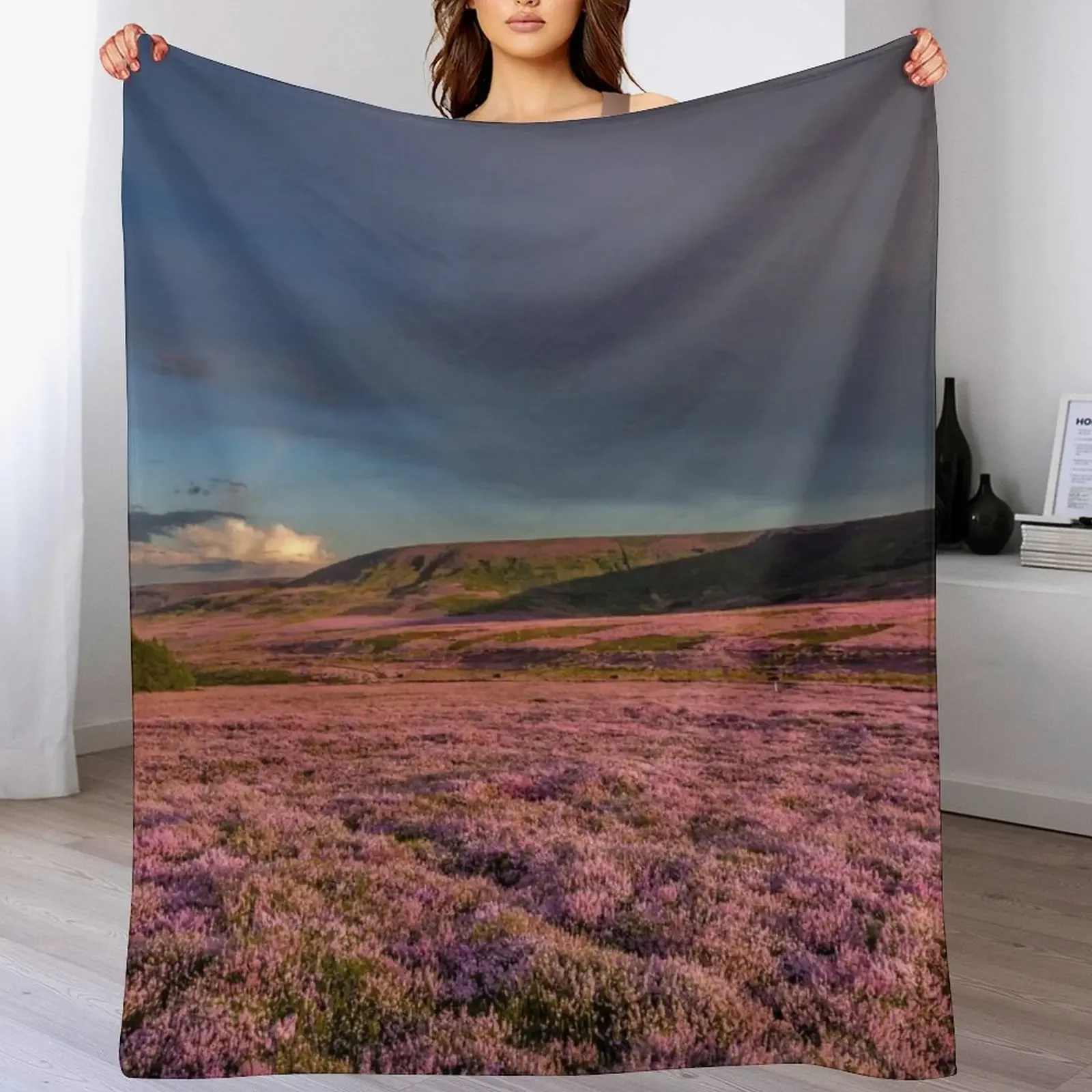 

sea of heather Throw Blanket Blankets For Sofas Hair Flannel Fabric Bed linens Blankets