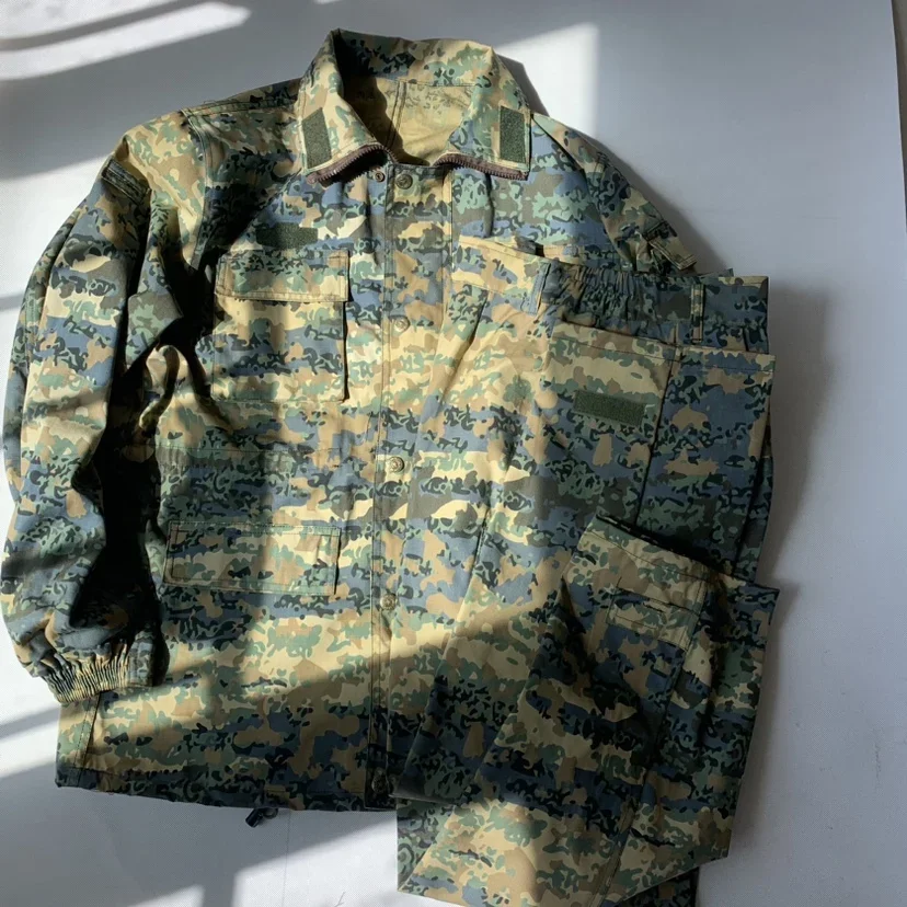 

Austrian Camouflage Uniform Men Spring Suit Green Blue Jungle