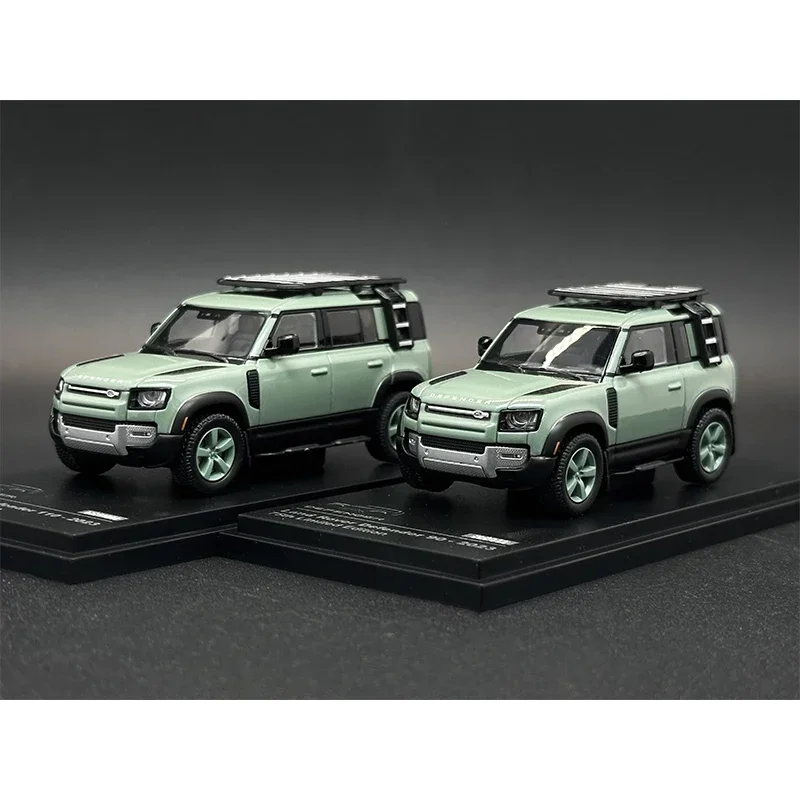 

AR BOX 1:64 Defender 90 110 75th Anniversary Complimentary Accessories Diecast Diorama Car Model Collection Toys