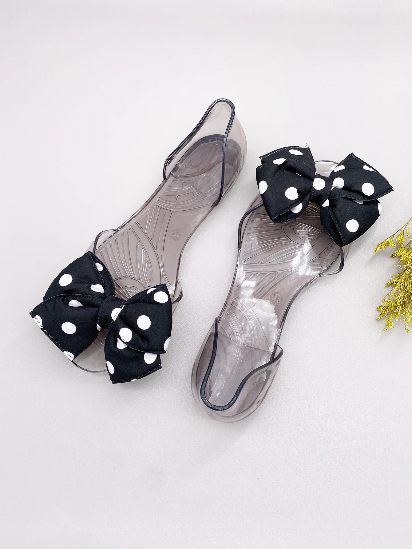 Women\'s New PVC Fashion Casual Flat Transparent Polka Dot Bow Daily Indoor And Outdoor Wear Sandals