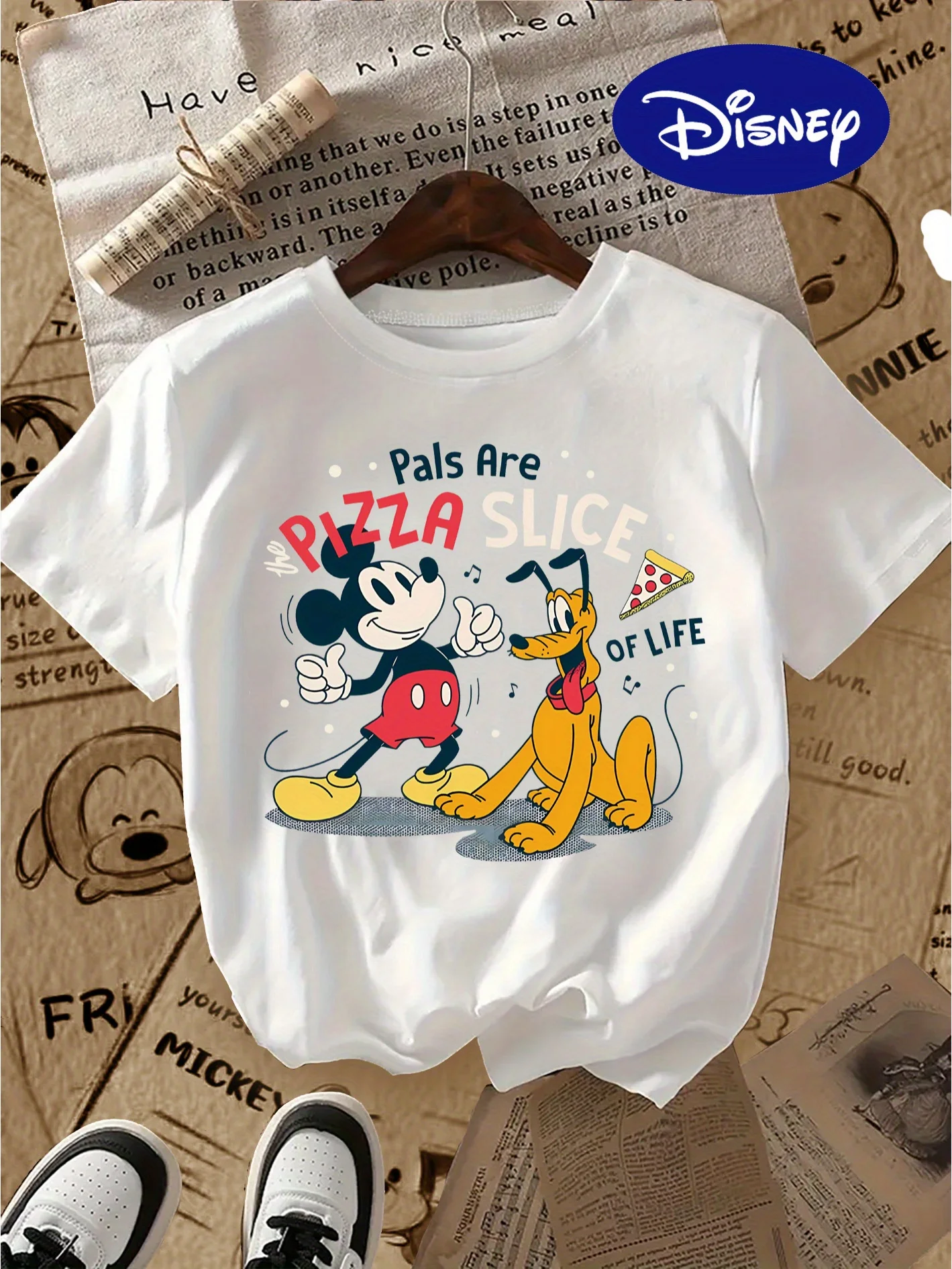 

2025 Disney Pattern Printed Women's Casual Comfortable Unique Smiling Face Black Round Neck Short Sleeve T-shirt