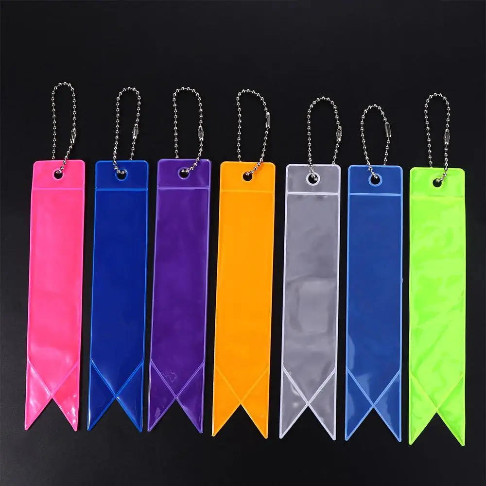

Pendant Ornaments Reflectors Bag Keychain Auto Decoration Reflective Pendant Car Keyrings Reflective Keychains Reflective Strip