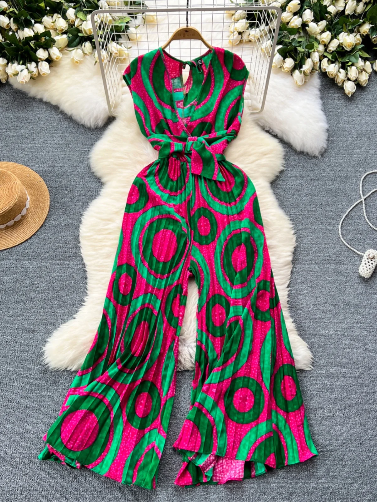 

Vaion INS Women's High-End Svel V-Ne Belted Waist Print Loose Wide Leg Pleated One-Piece Pants Straight Cut High W...