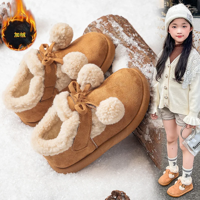 

Зимние сапоги для девочек, зима 2024, новый стиль, флисовая модная детская хлопковая обувь, противоскользящие ботинки на мягкой подошве для маленьких девочек