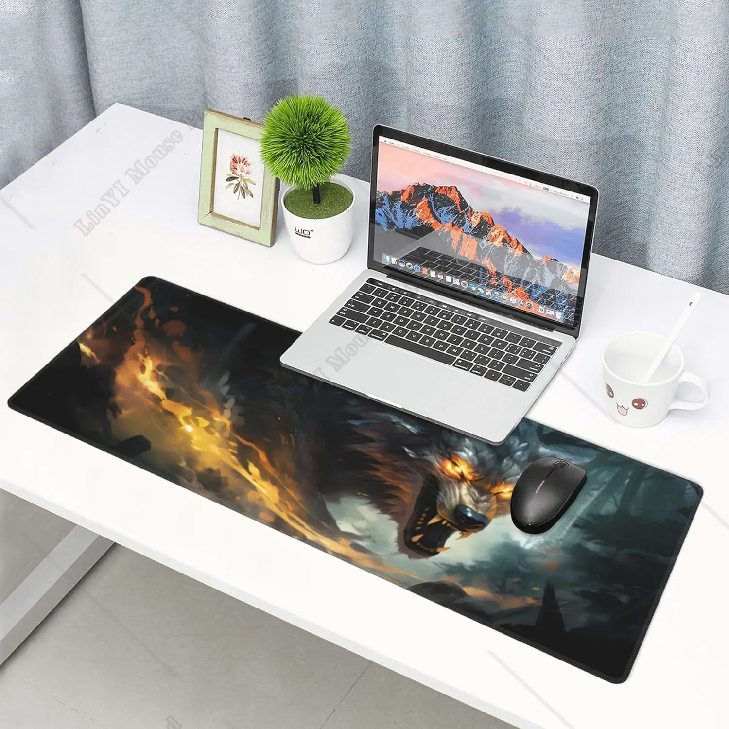 Grande Gaming Mouse Pad com Base de Borracha Antiderrapante, Lobo Legal Feroz, Protetor de Mesa Grande Preto Escuro para Home Office, 31,5x11,8 polegadas