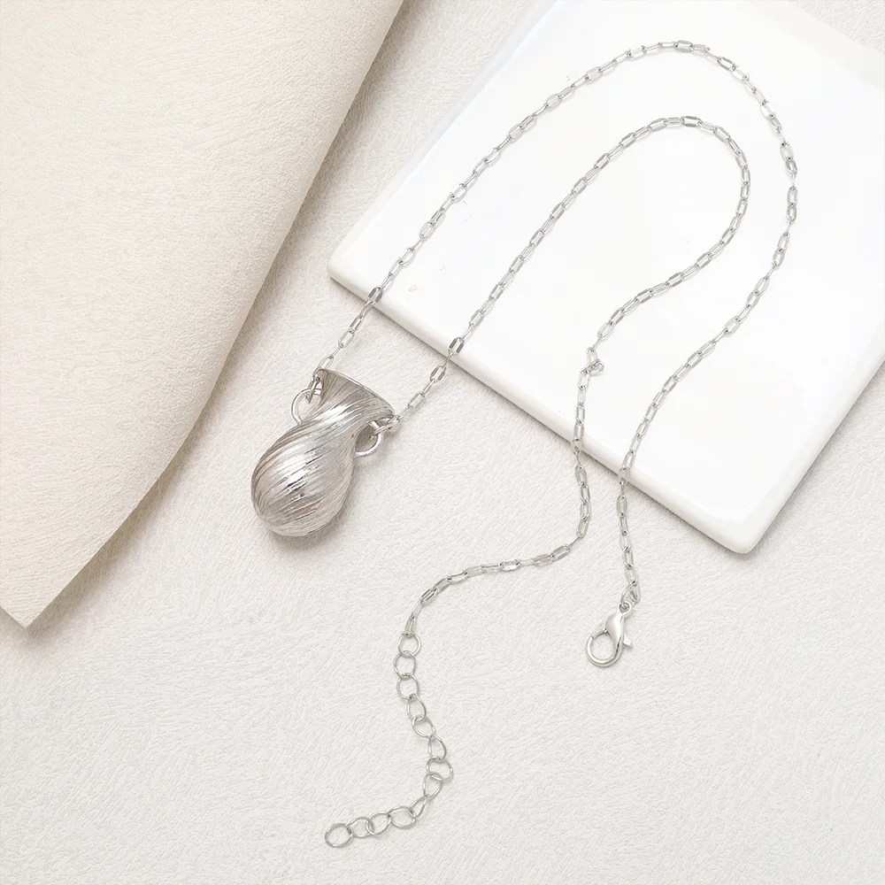 Fashion Gold Silver Flower Bouquet Necklace Wearable DIY Sketch vase Pendant Necklace Vintage Can Be Inserted Flower Choker Chai