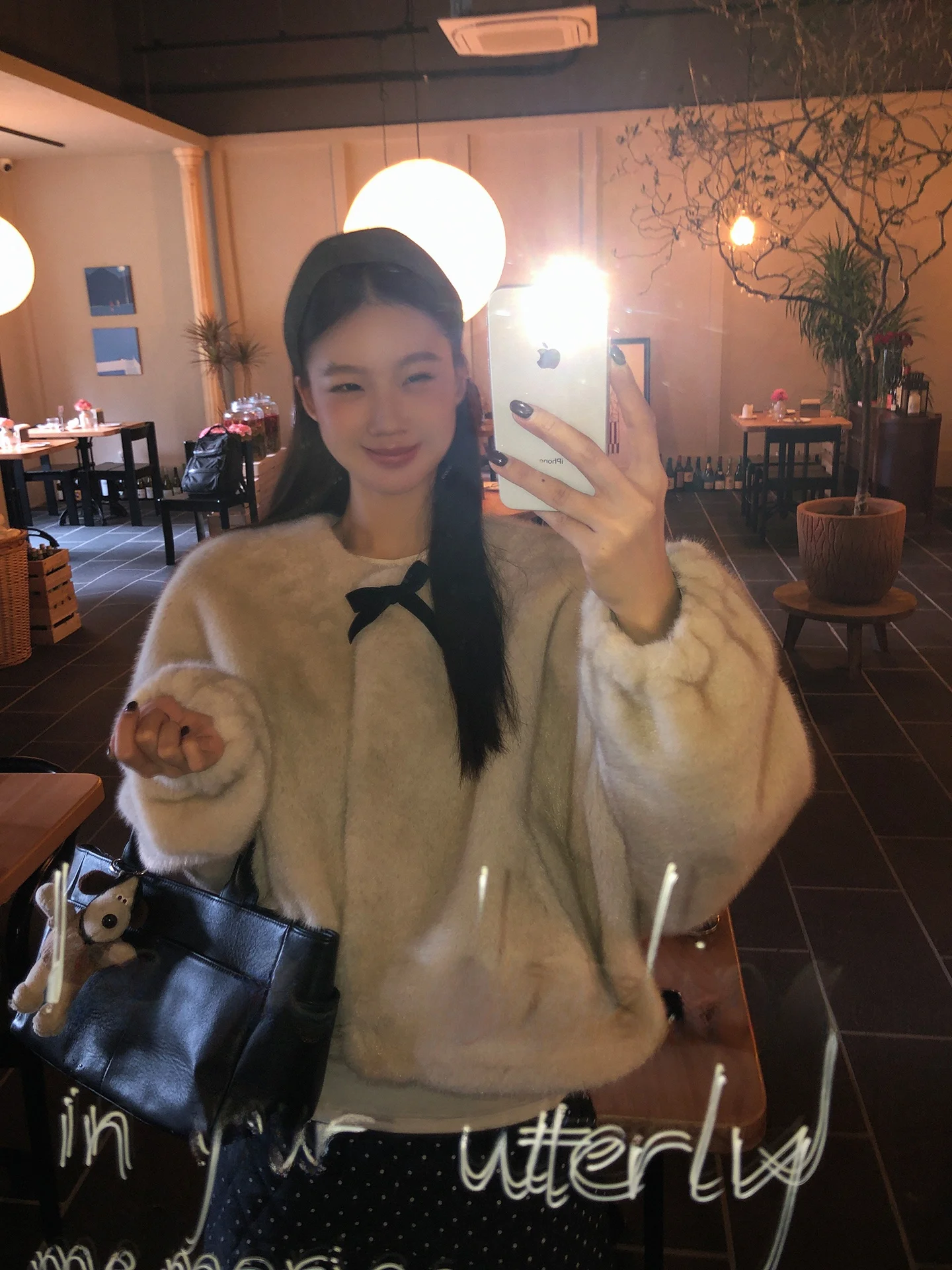 معطف فرو قصير نسائي أحمر على الطراز الكوري، إصدار جديد لخريف وشتاء، سترة قطنية دافئة بتصميم عصري للتنقل اليومي مع عقدة فراشة #1