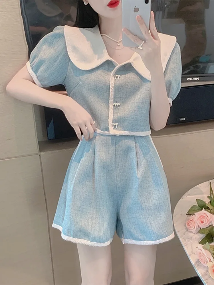 

Модный женский костюм, повседневный комплект с шортами для женщин, летняя новая мода, молодежный элитный уличный стиль, милый топ с кукольным воротником, из двух предметов