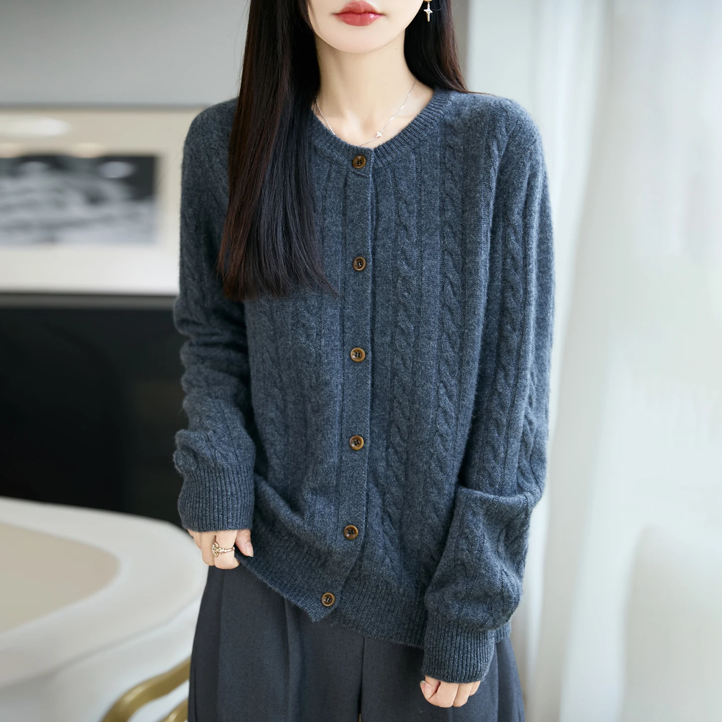 Autumn and winter new 100%wool knitted cardigan women's round-neck thickened sweater jacket knitwear versatile cashmere sweater