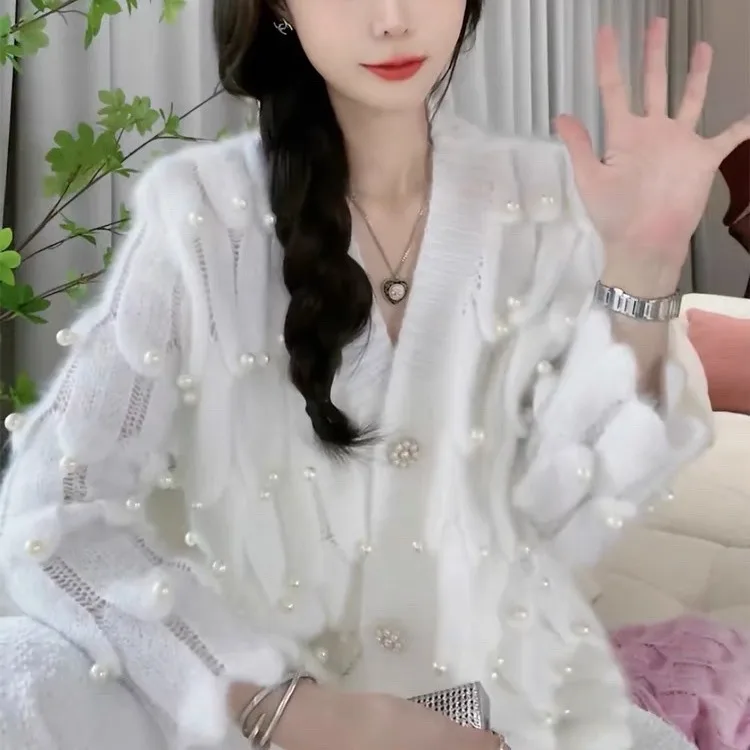 Fashionable New Beaded V-neck Sweater for Women 2023 Autumn Winter New Loose Three-Dimensional Flower Sweater Knitted Tops