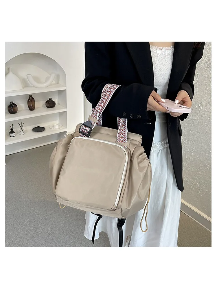 Nylon-Umhängetasche, einfarbig, modisch, vielseitig, tragbar, Mama-Tasche, große Kapazität, Reisetasche – Detail 13