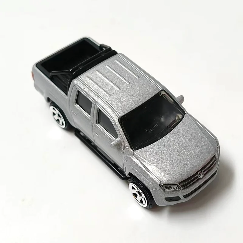 CCA Diecast Amarok Pickup Truck im Maßstab 1:64, Legierungsautomodell, Klassiker, Souvenir für Erwachsene, Geschenk, Hobbys und Spielzeug