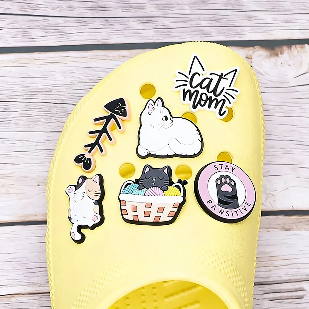 23 Stück Schuh-Charms mit Katzenmotiv für Bubble Slides, Clogs, Sandalen, PVC-Schuhdekorationen, Zubehör, Schnallen für Weihnachten, Geburtstagsgeschenk – Detail 4