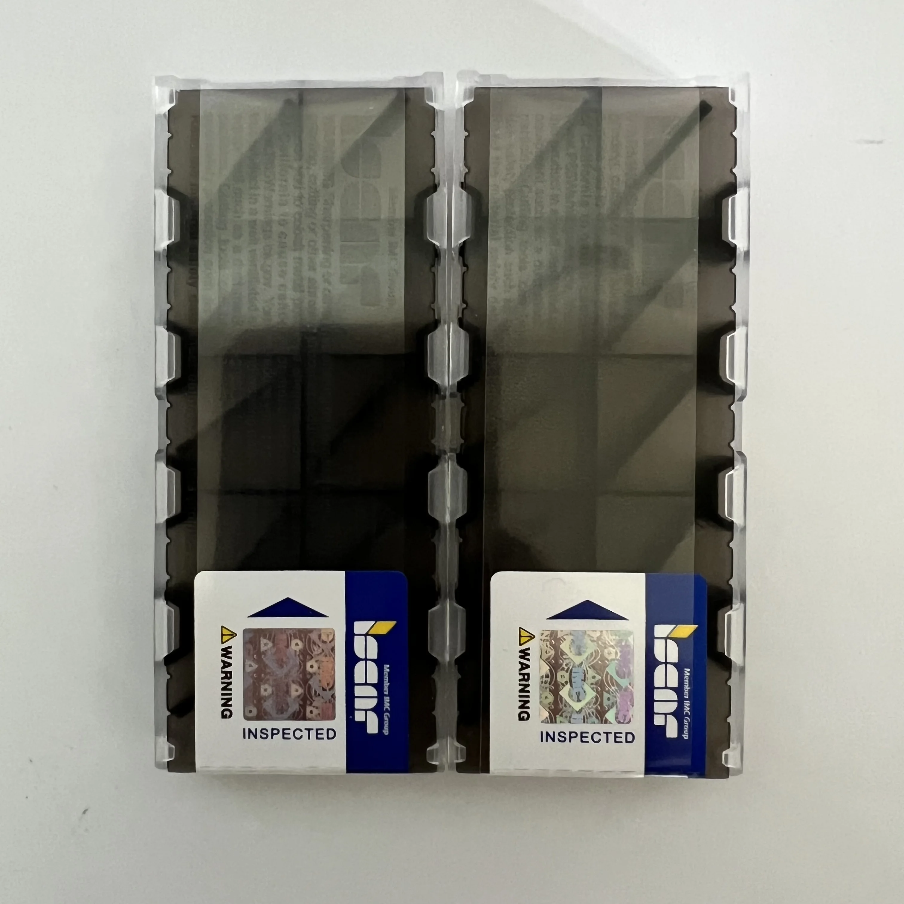 

Hard alloy cutting blades DGN2202C IC808