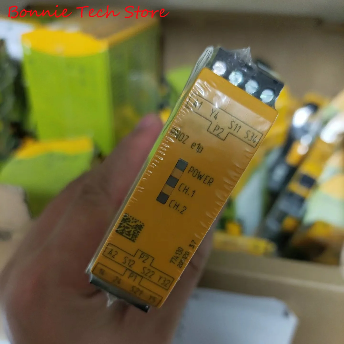 

774130 Реле безопасности для PILZ (стандартное), PNOZ e1p 24VDC 2so