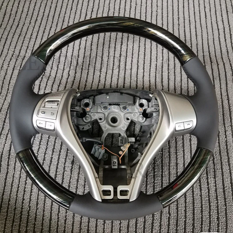 Custom Racing Steering Wheel For Nissan Teana Altima 2013-2016 X-Trail QASHQAI Rogue 2014-2016 Sentra Tiida