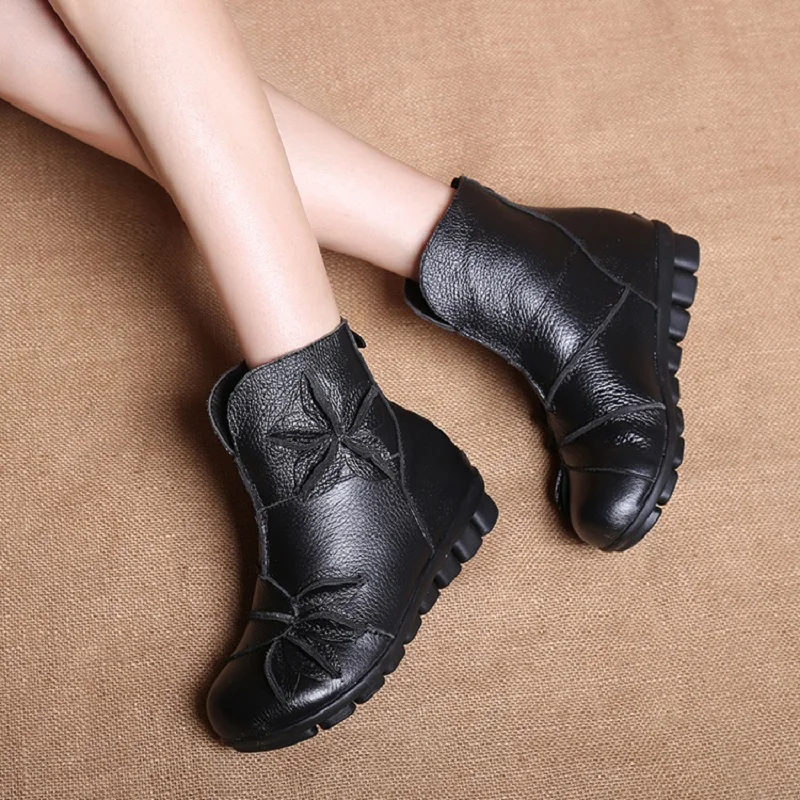 Waterproof ankle boots for women winter leather moccasins warm plush snow shoes for woman leisure casual boots