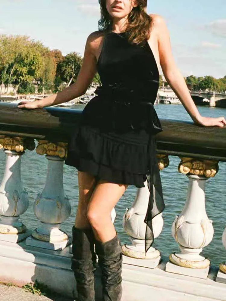 

European and American style winter new fashion trend women's sexy versatile pleated faux velvet halter neck top