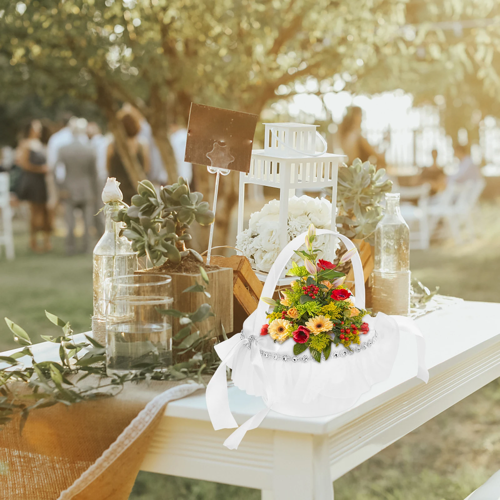 

Wedding Flower Basket Small Petal Holder Girl Bridal Flowergirl Props Elegant Storage Basket for Wedding