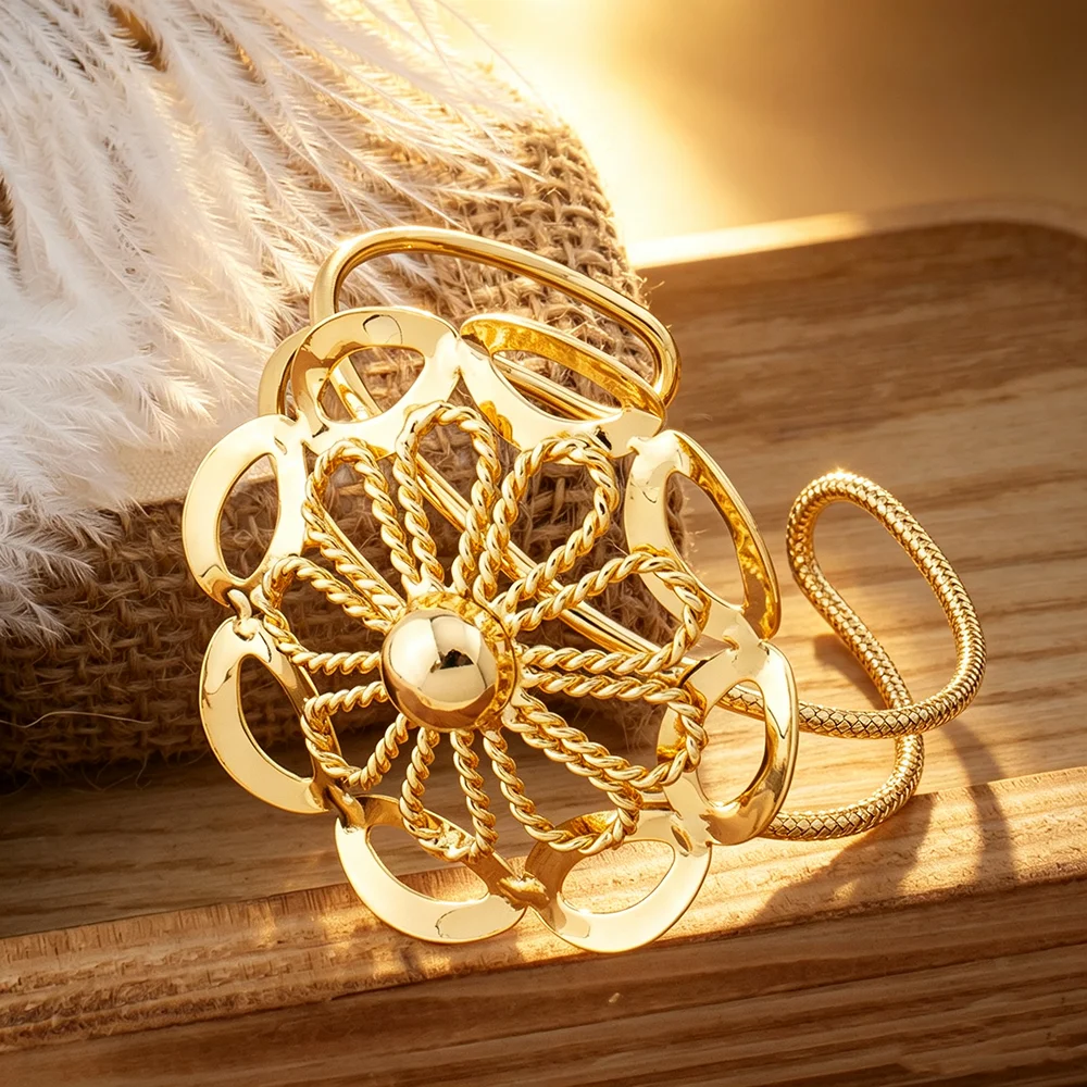 Luxuriöses 18K vergoldetes Blumenschmuckset 4-teilig Damen Halskette Ohrringe Armband Ring Braut Hochzeit Party Accessoires Geschenk – Detail 9