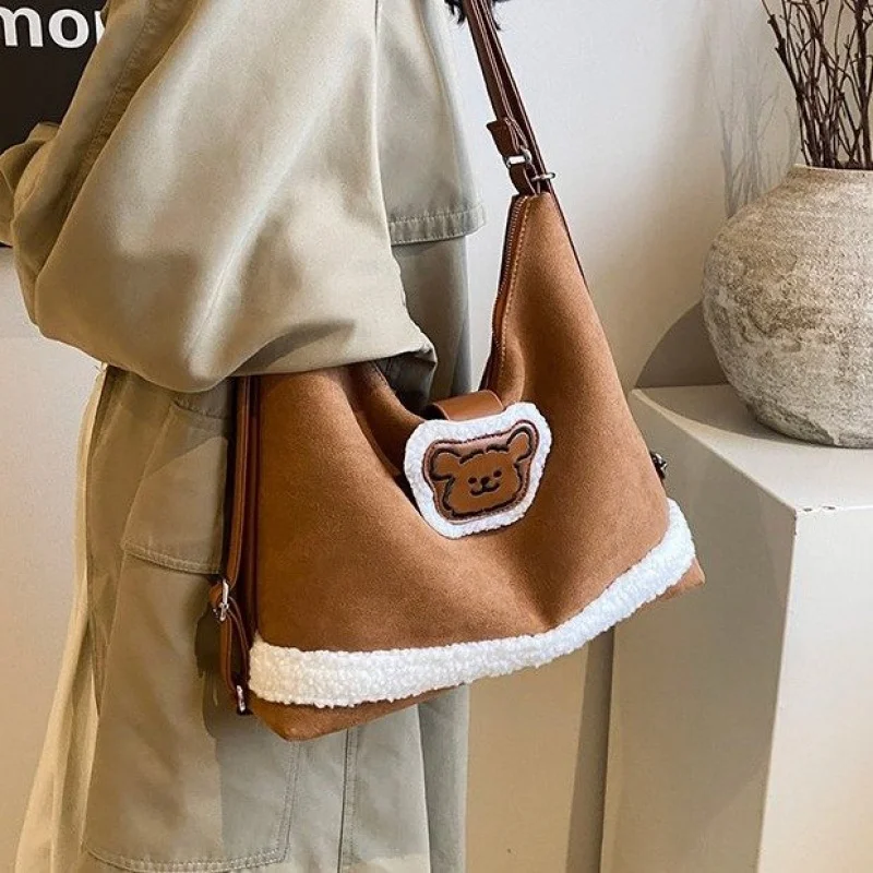 

Luxury Designer Style Women Crossbody Bag Premium Leather Shoulder Handbag Elegant Ladies Tote Bag