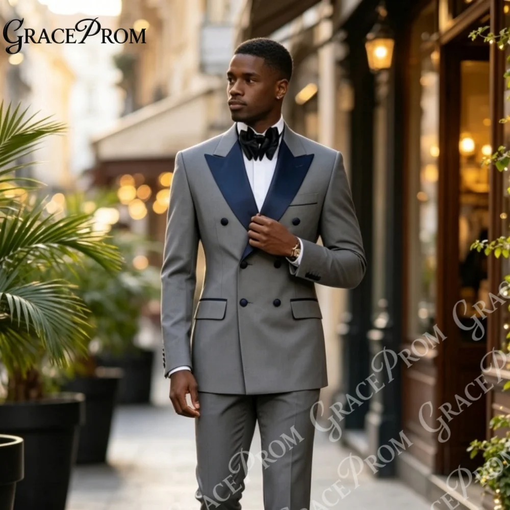 

Men Grey Double Breasted Tuxedo 2pcs Set Navy Blue Peak Lapel Satin Blazer Pants Tailored Fit For Wedding Banquet Prom Party
