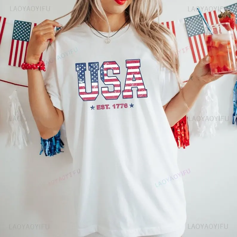 Retro USA Flag Est. 1776 4th of July Graphic American Flag Printed T-shirt Independence Day Fourth of July Woman Man Shirt