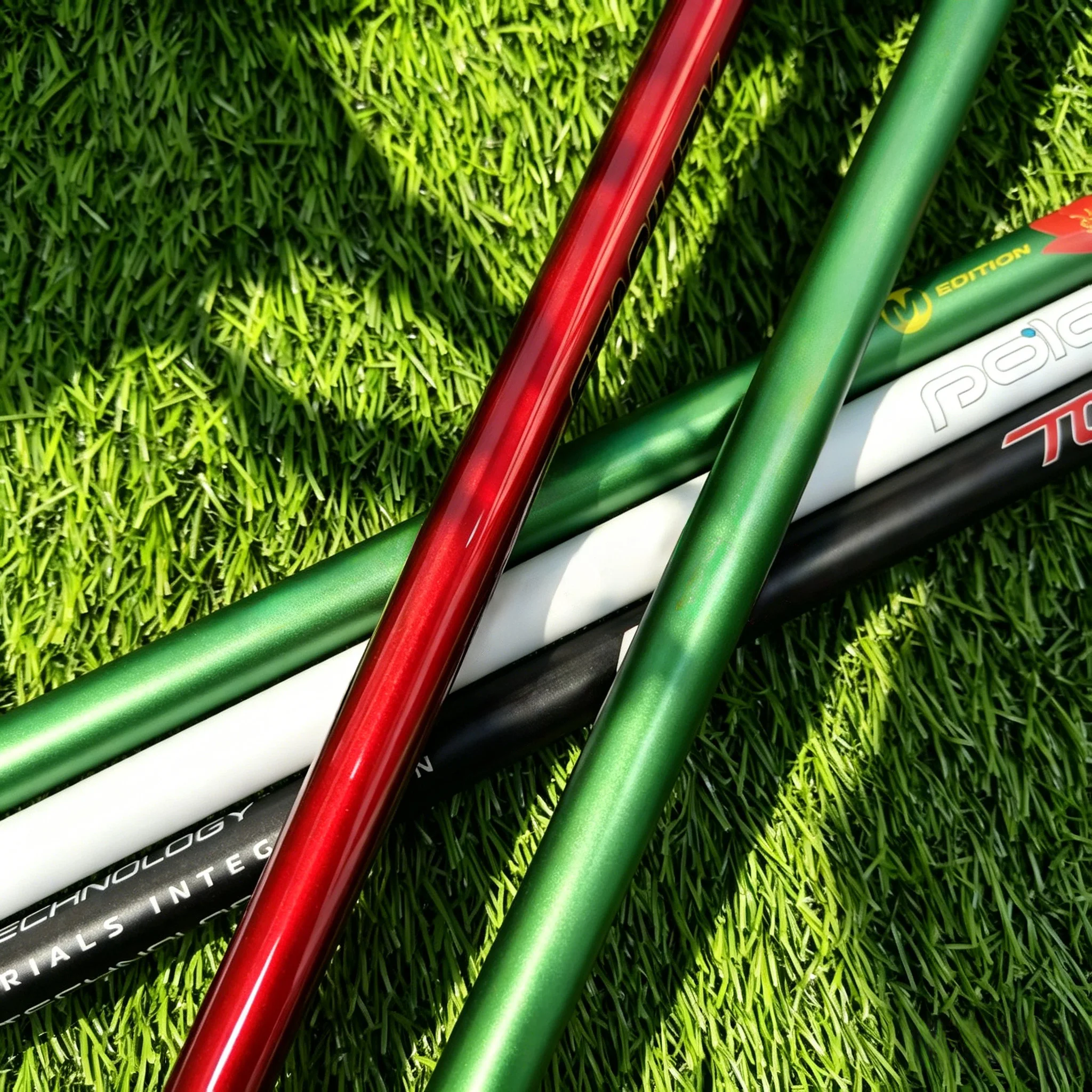 

The New Bgt Golf Putter Shaft Features a Highly Stable Carbon Fiber Structure, Suitable for Both Male and Female Players. It Provides Smooth Hitting Power and More Stable Ball Control Performance.