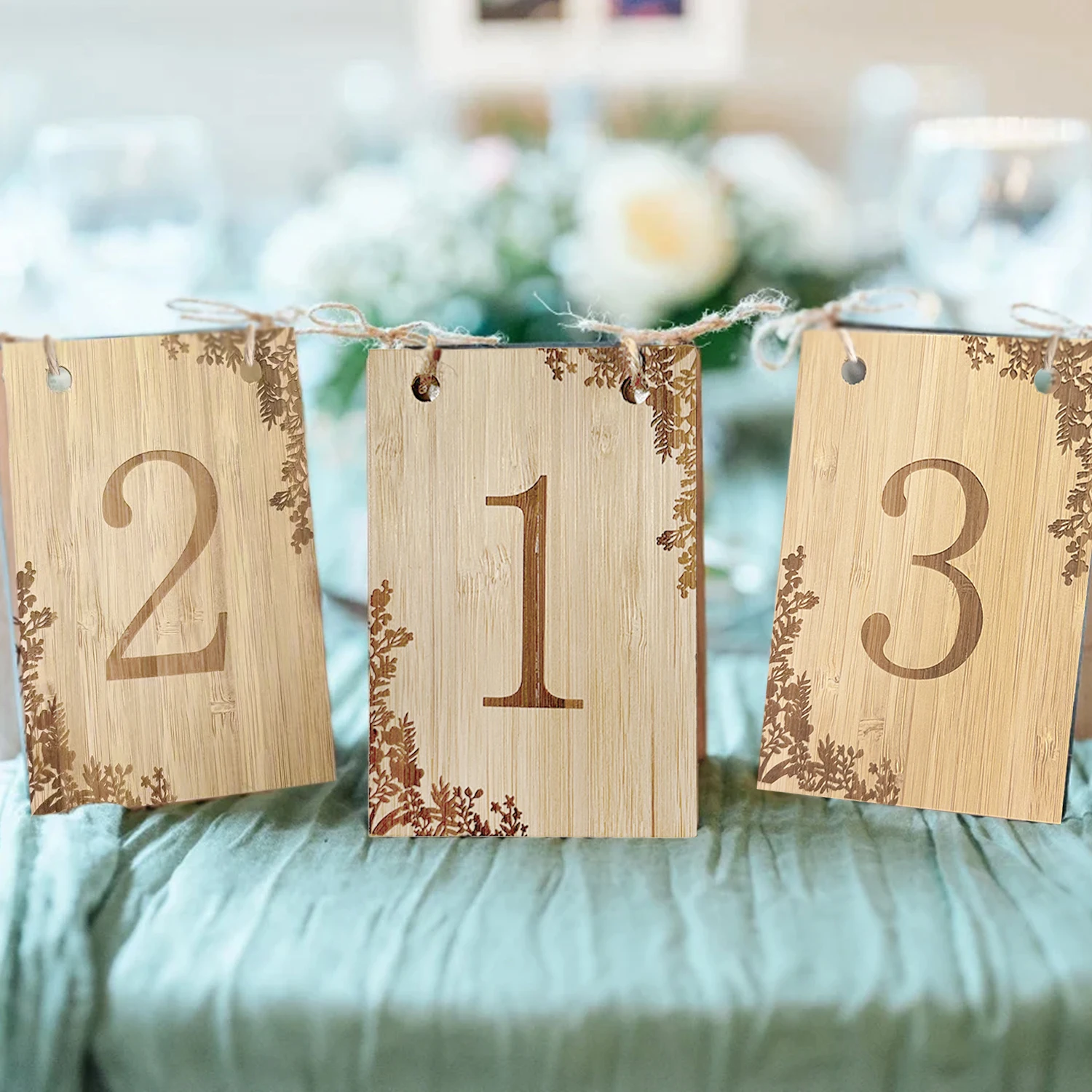 5-teiliges Hochzeitstischnummern-Set aus Holz, wiederverwendbare Sitztabelle, Tischnummernkarte, perfekt für Hochzeiten, Veranstaltungen oder Catering-Dekorationen – Detail 2