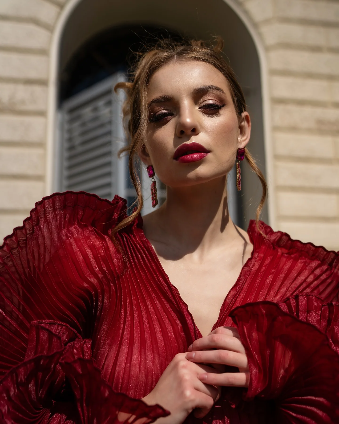 Verbazingwekkende Bordeaux Plooien Avondjurken Hot Koop Geplooide Organza Prom Dress V-hals Bruiloft Fotoshoot Jurk Vrouwen Formele Gowns