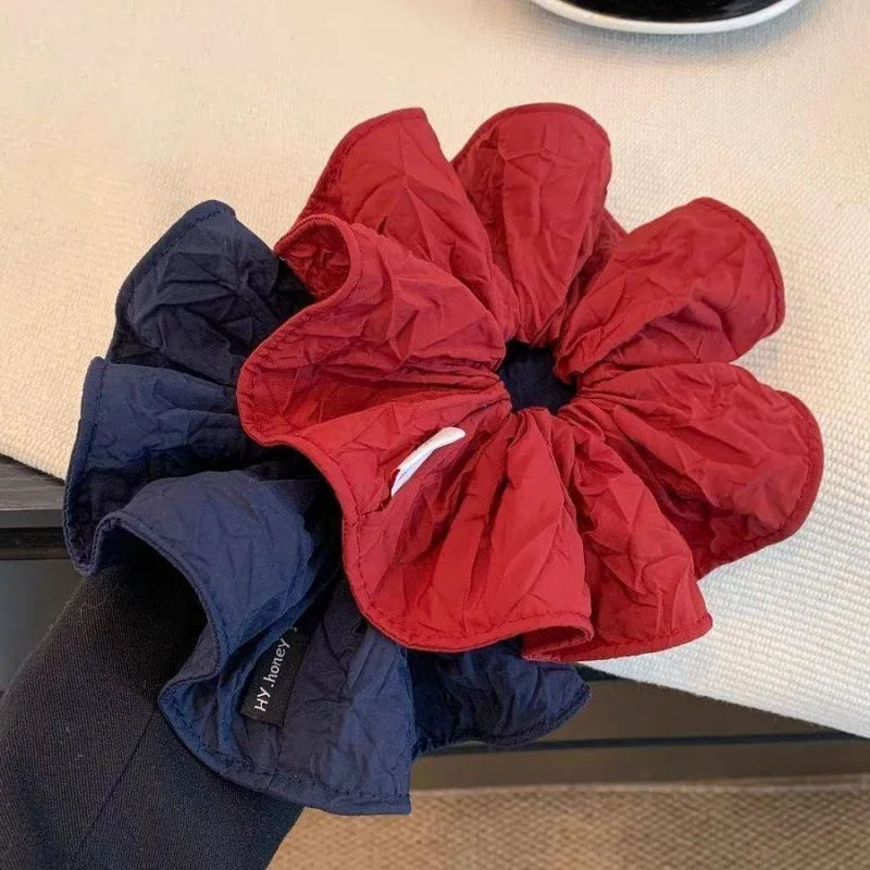 

Новые корейские ретро-резинки для волос 2026 года, красные, очень большие, бархатные, для женских причесок-пучков и хвостов, элегантный непринужденный стиль