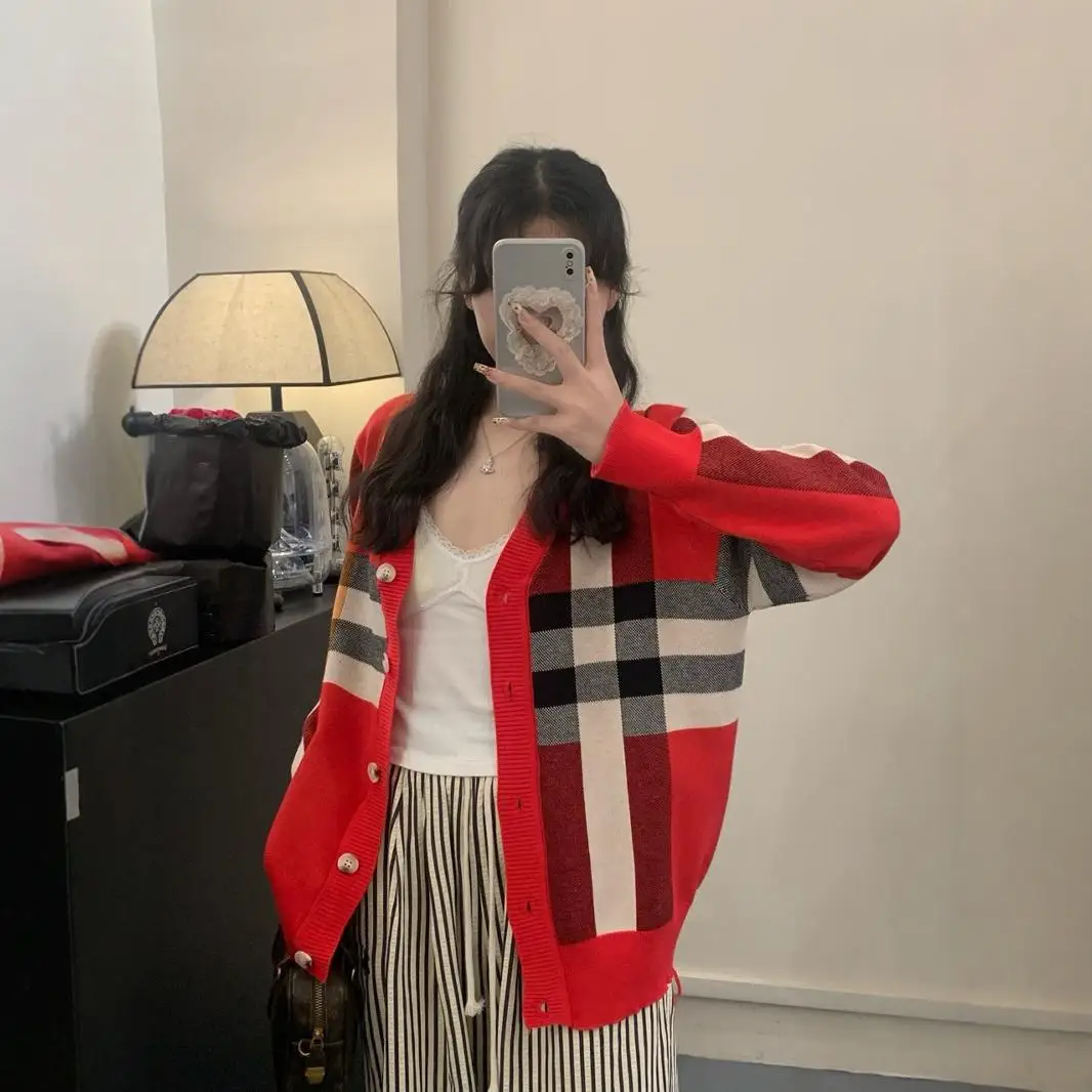 Vintage Red Plaid Knitted Cardigan for Women, Tailor-made Fall/Winter New Arrival