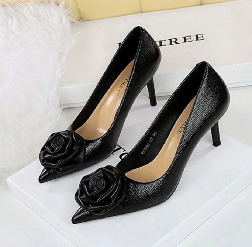 BIGTREE Patent Leather Flowers Women Pumps Sexy Pointed Toe Thin Low Heels Wedding Elegant Party Shoes Zapatos Mujer