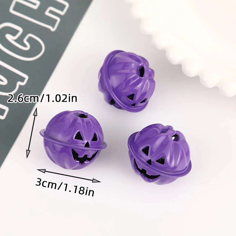 Halloween-Eisenglocken, 3/4 cm, gruselige Kürbis-Dekorationen für Zuhause, Party, Kinder, Geschenke, Haustiere, hängender Anhänger, 5–30 Stück – Detail 4