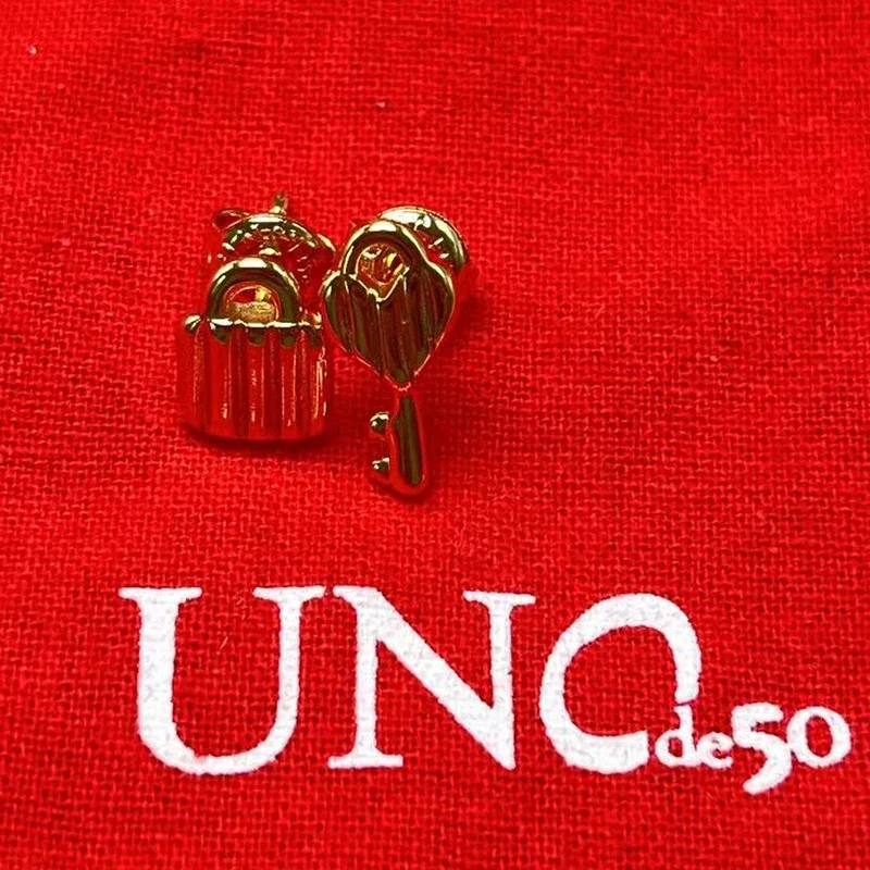 2023 UNOde50 Hot Selling European and American Exquisite Keys and Locks Women's Earrings Romantic Jewelry Gift Bag with Bag