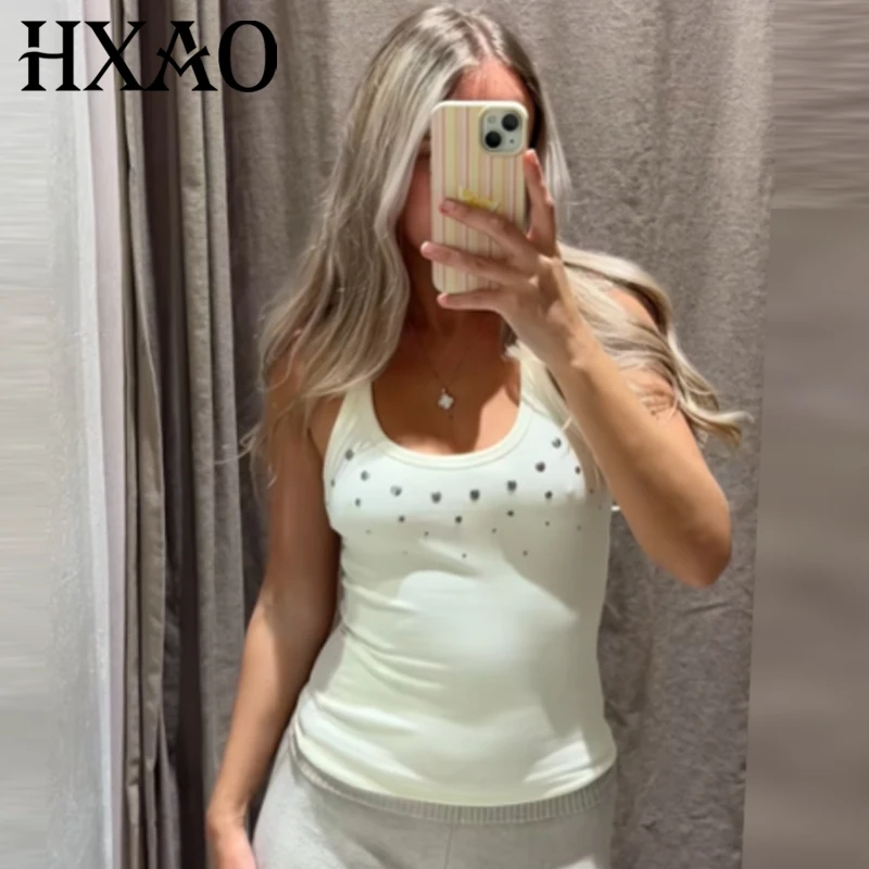 HXAO Nieten-Crop-Top für Damen, Sommer 2026, modisches weißes schulterfreies rückenfreies Tanktop, glitzerndes elastisches Slim-Fit-Oberteil, Urlaubstop