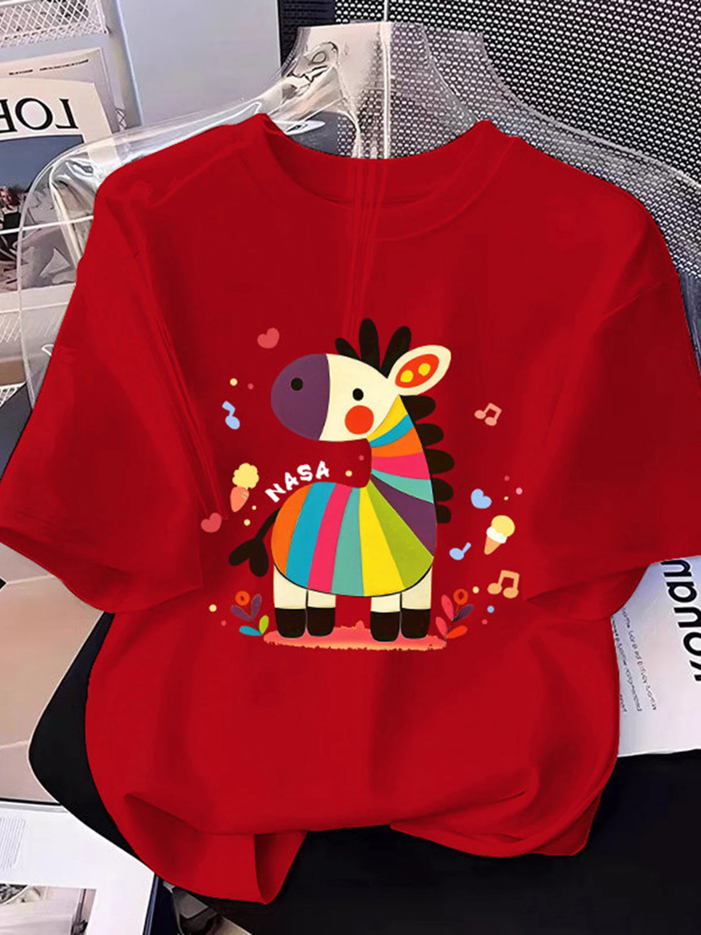 

Loose Fit round Ne ort Sve T-irt Pure Cotton Red New Year Cute Top for Women 2026 Year Casual Sle Printed