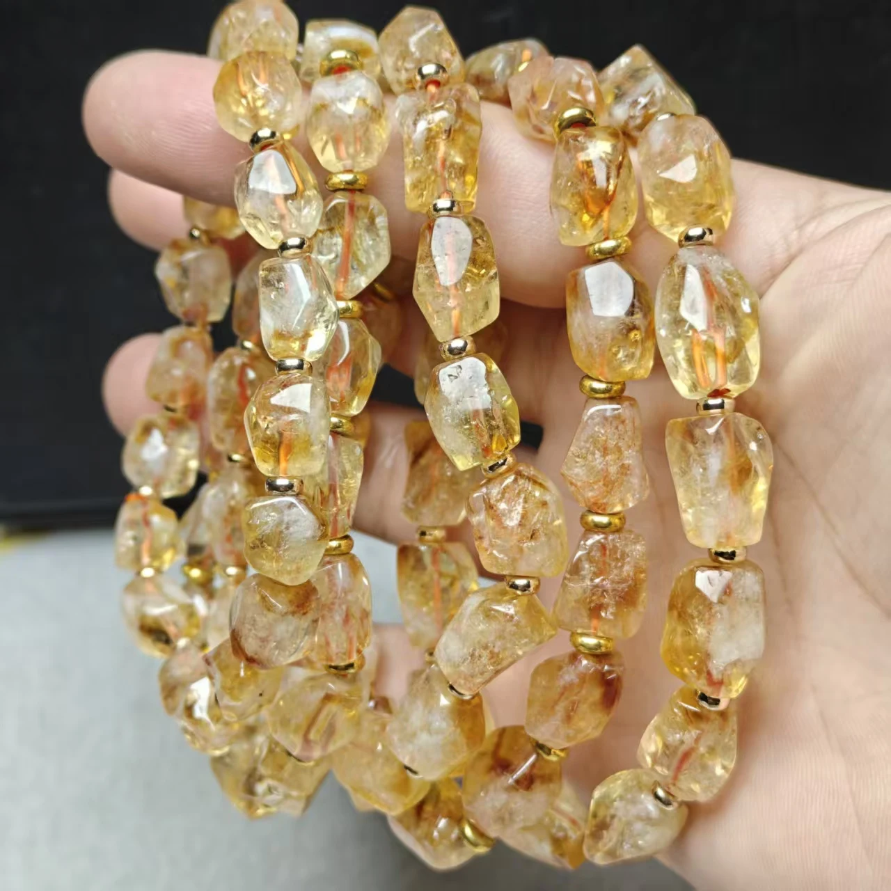 XingYu Natürliche AAA Brasilianische Pyramiden-Citrin-Quarz-Perlen, unregelmäßig facettiert, glatt, rund, für Schmuck, Armbänder, Geschenk – Detail 5