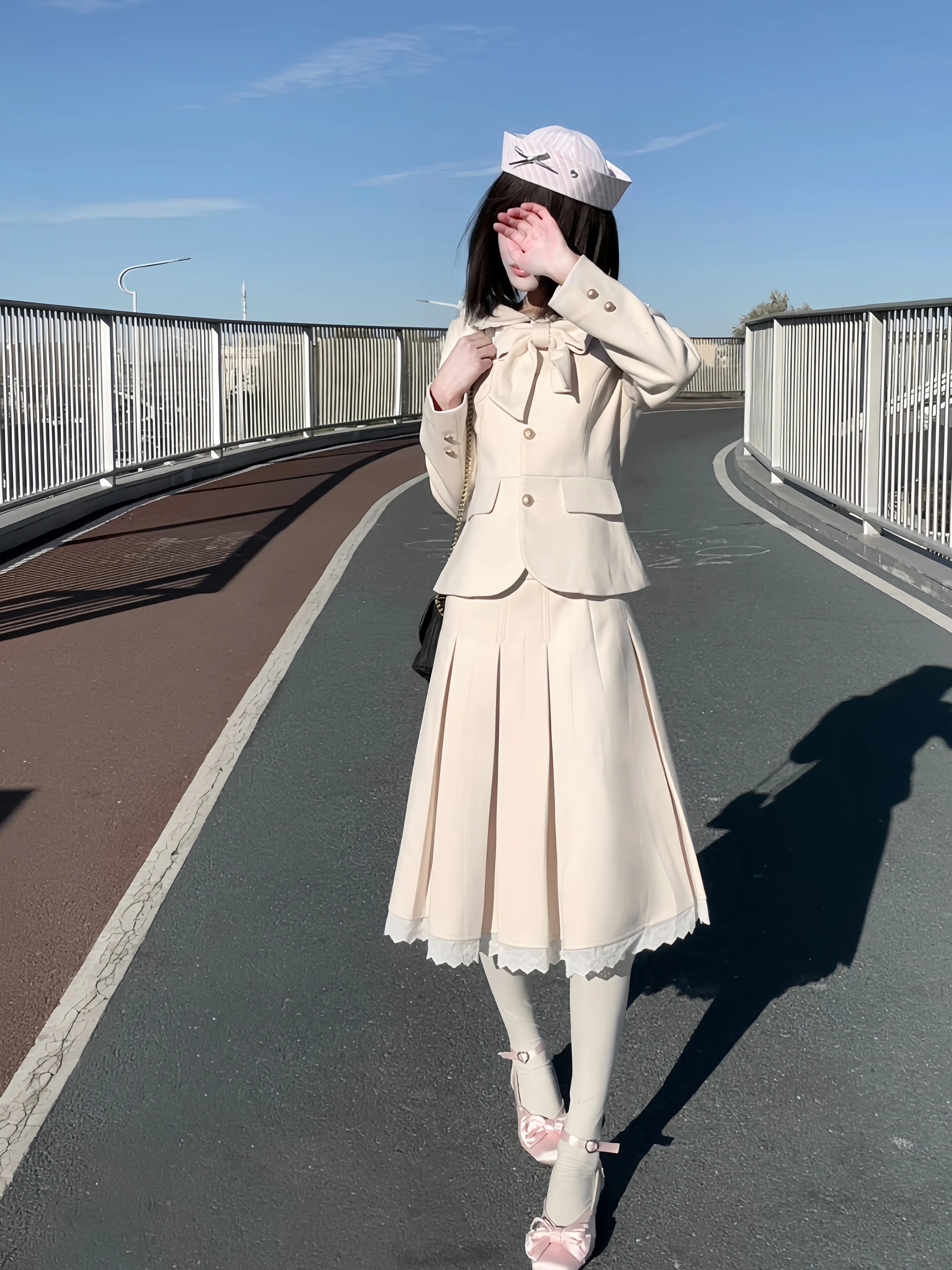 2025 Autumn Winter New Hot Sale Off-White Bow Woolen Lapel Blazer High-Waisted Lace Skirt College Style JK Uniform Set