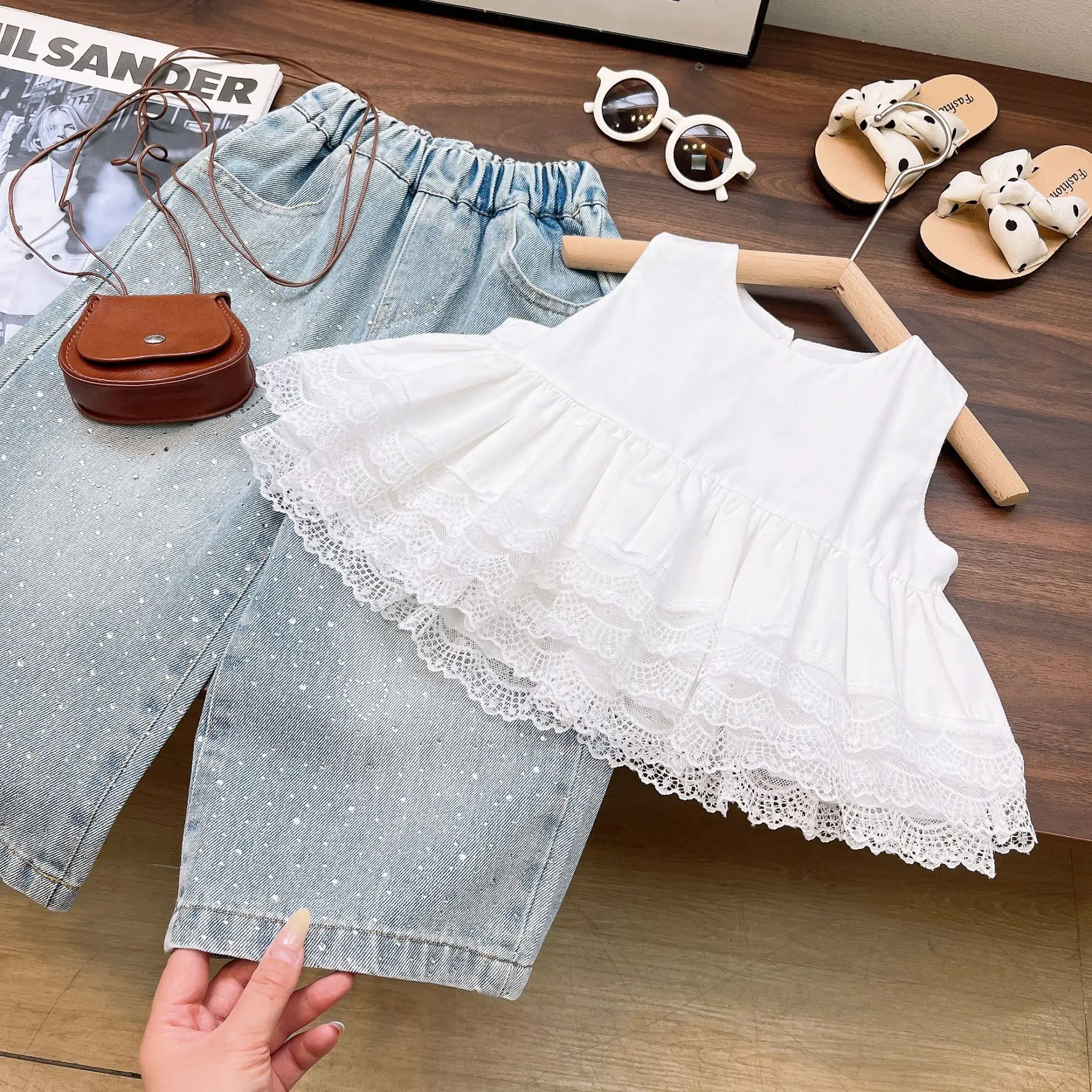 2026 Girls Summer Clothing Set Girls Puffy Sleeveless Top & Rhinestone‑Embellished Jeans Outfit for Baby Girls