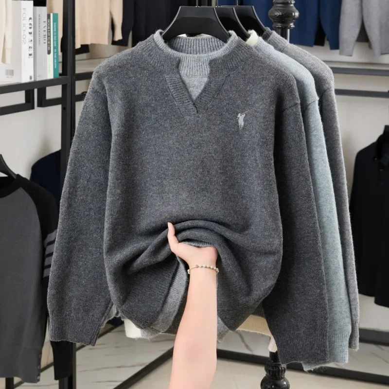 2025 New Woolen Sweater Men's Fake Two Piece Loose Knit Thick Embroidered Horse Logo Cashmere Sweater Youth Base Sweater