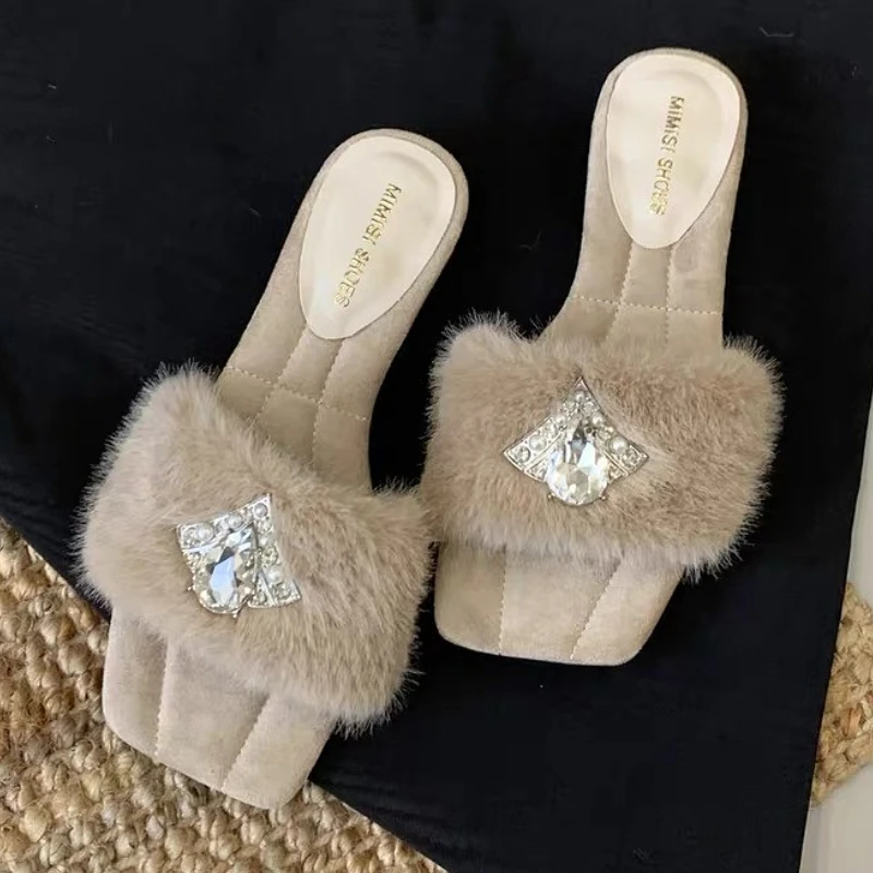 Fluffy Autumn Winter Slippers for Women Diamond Fake Fur Kitten Heel Slides Female Fashion Rhinestone House Slippers Female