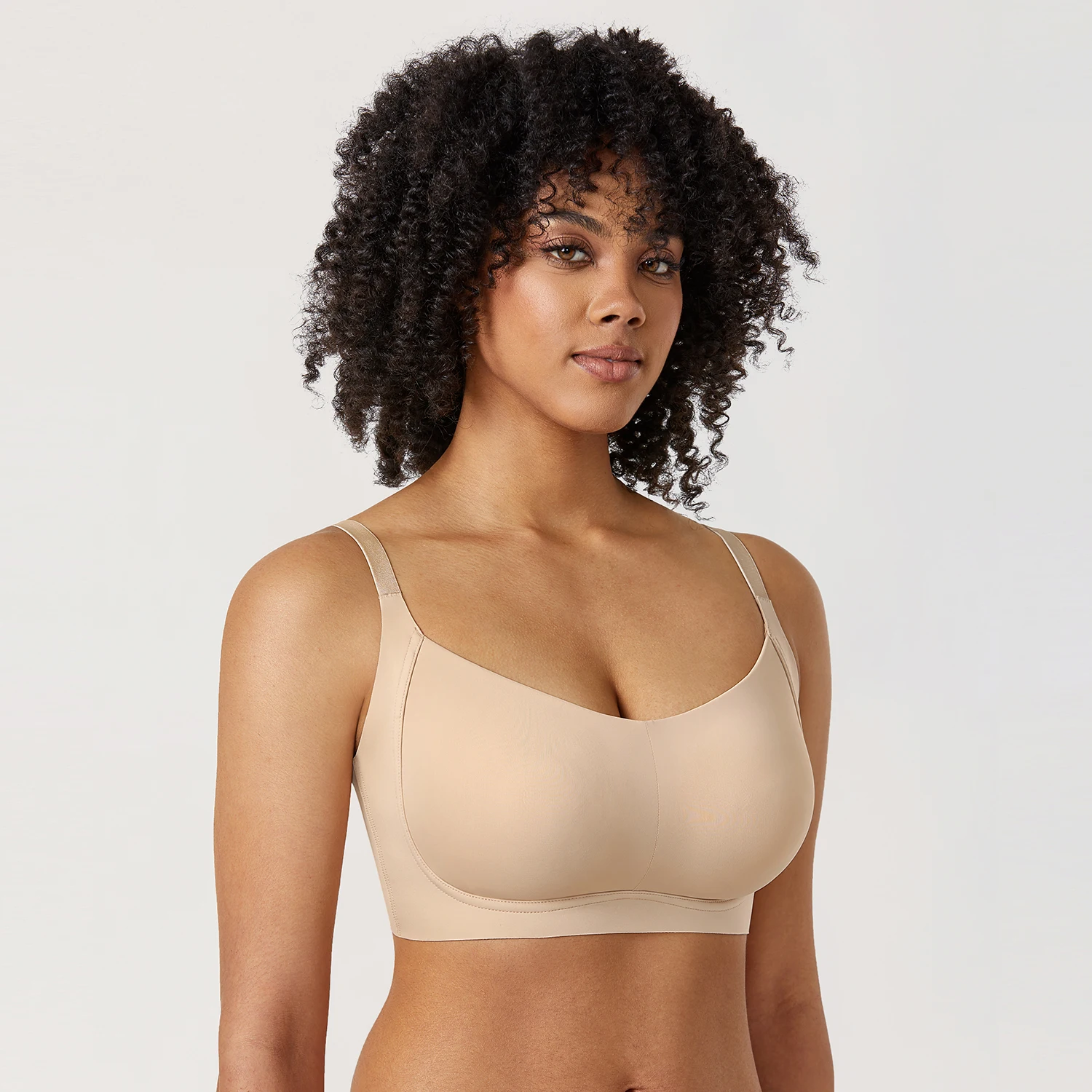 Sujetador sin costuras inalámbrico de talla grande para mujer, Bralette suave de cobertura completa sin forro, negro y Beige