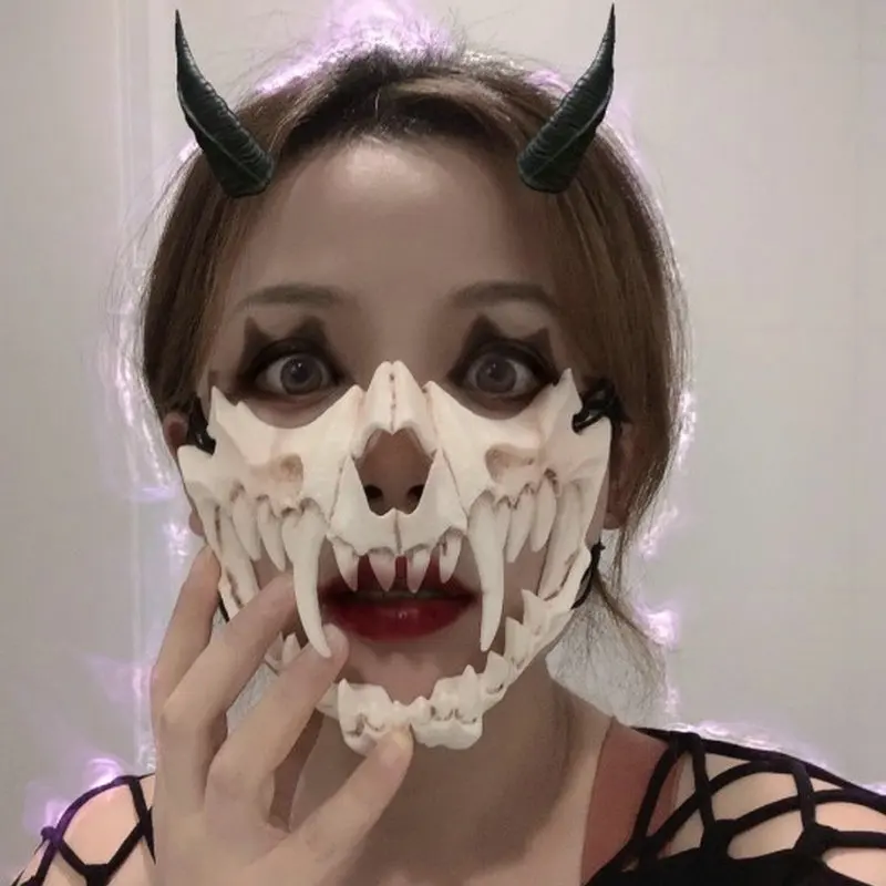 Máscara de demonio de Halloween, disfraz de calavera de hombre lobo, Cosplay de Anime, sombreros faciales, accesorios de fiesta de terror