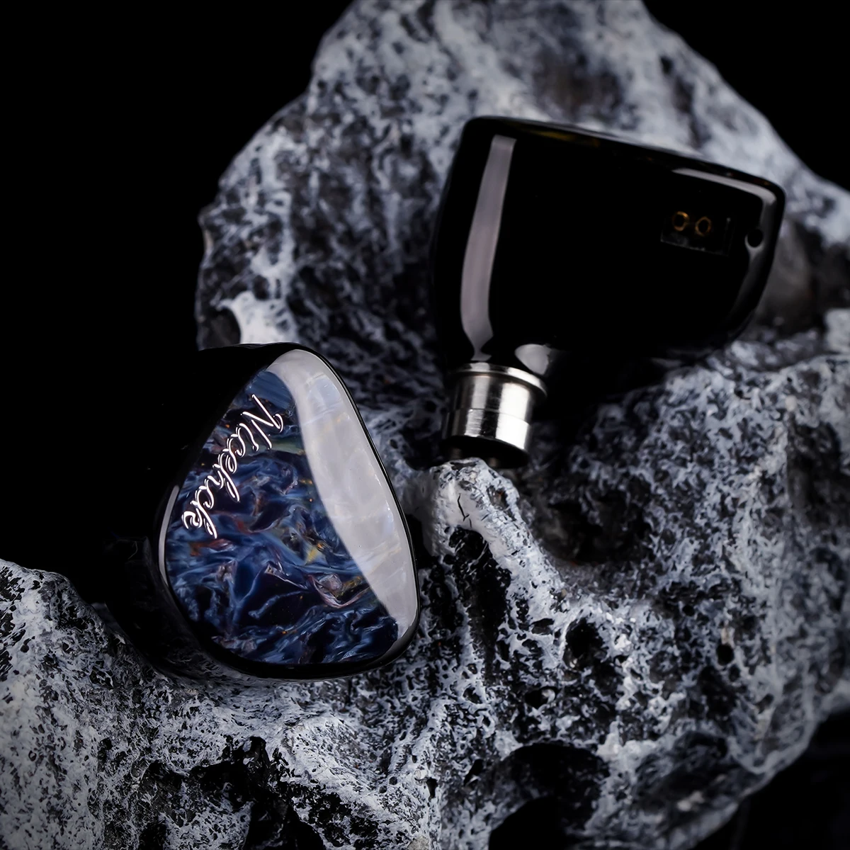 سماعة أذن NICEHCK Rockies 1DD+2 Knowles BA+2 Sonion EST Hybrid قابلة للفصل 2Pin 2 في 1 قابس بيترسيت طبيعي سلكي IEM