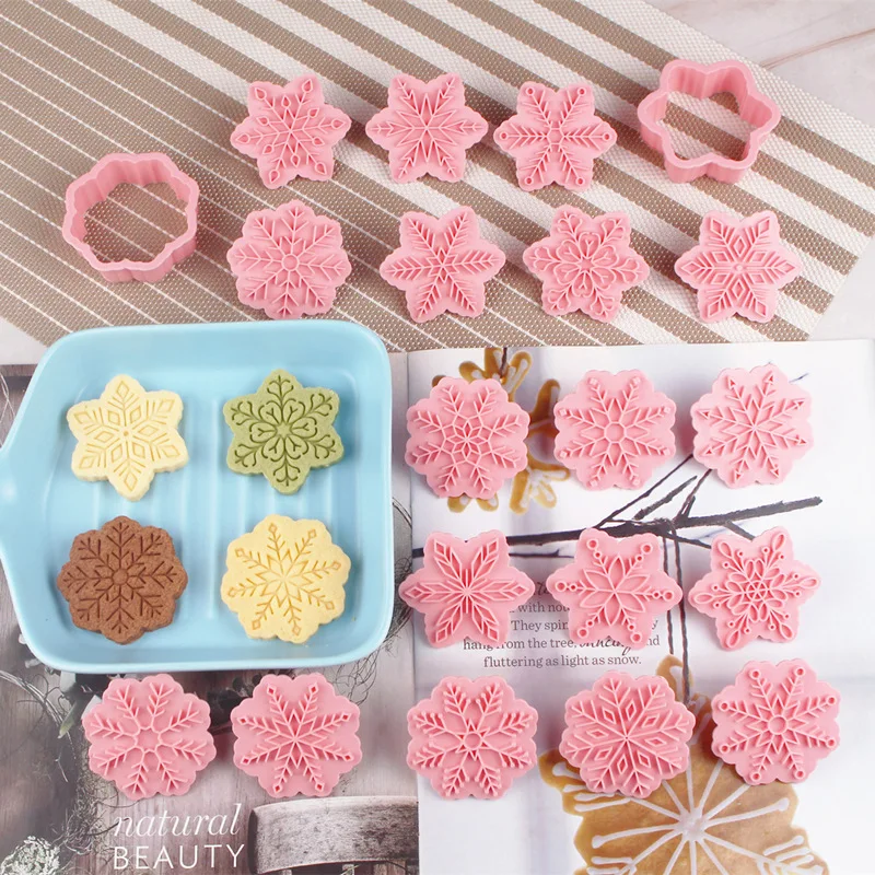 9Pcs Christmas Cookie Mold Snowflake 3D Plastic Cookie Mold  Press Type Cookie Mould Stamp Xmas New Year Party Baking Tools