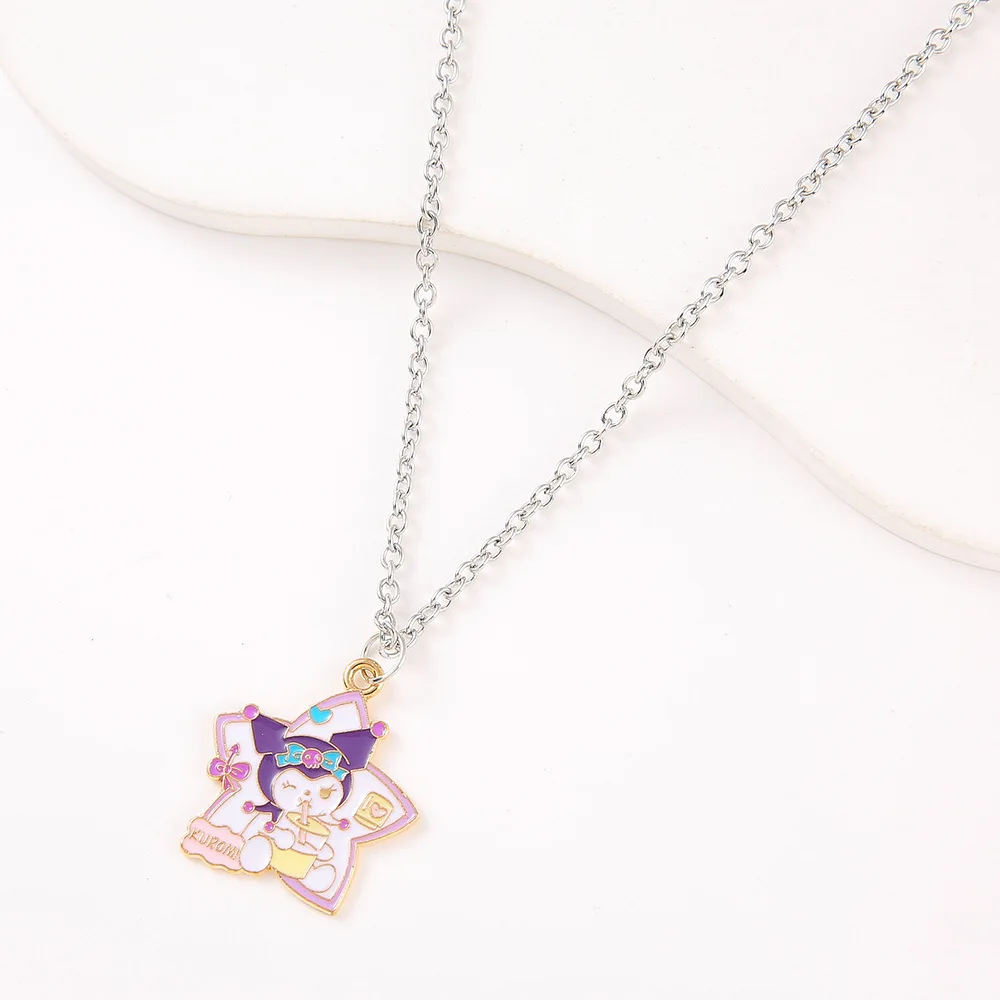 Miniso's personalized cartoon fashionable girl's heart high-end necklace design niche geometric love five-pointed star necklace